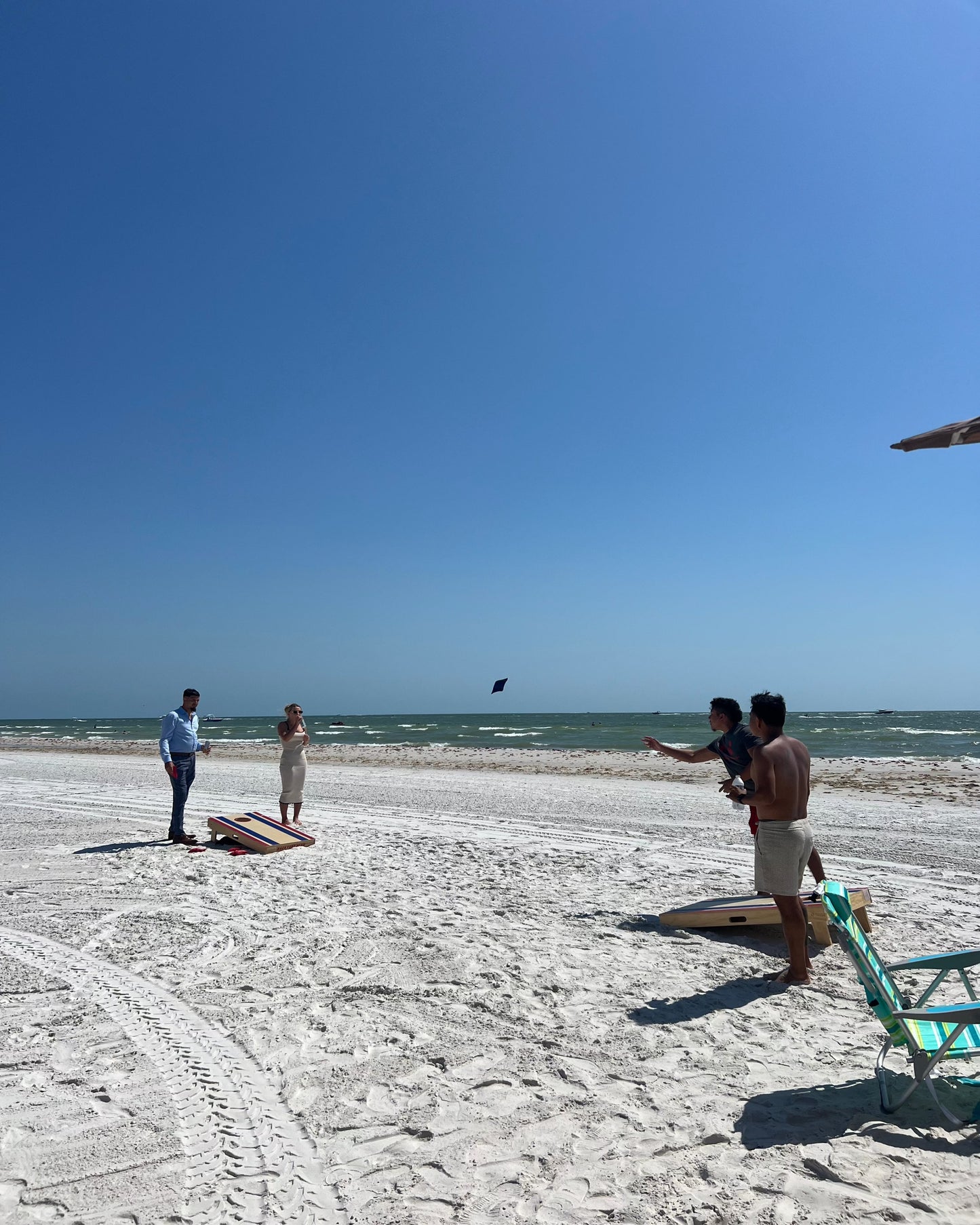 Beach Game Cornhole